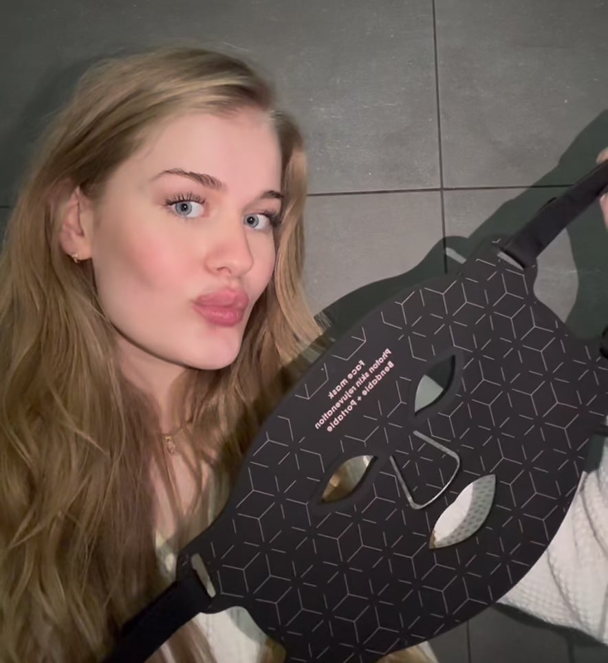 SkinVibe LumiMask Pro™